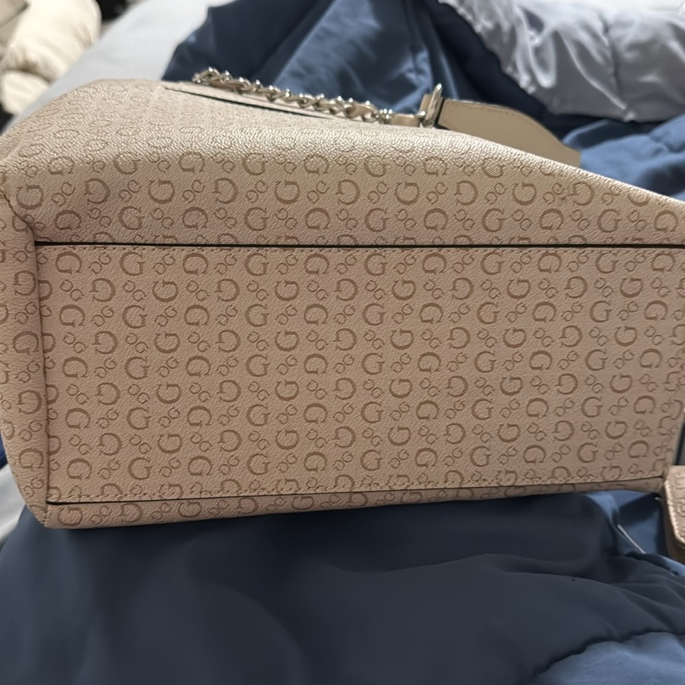 Guess new bag no tag never used - Picture 8 of 12